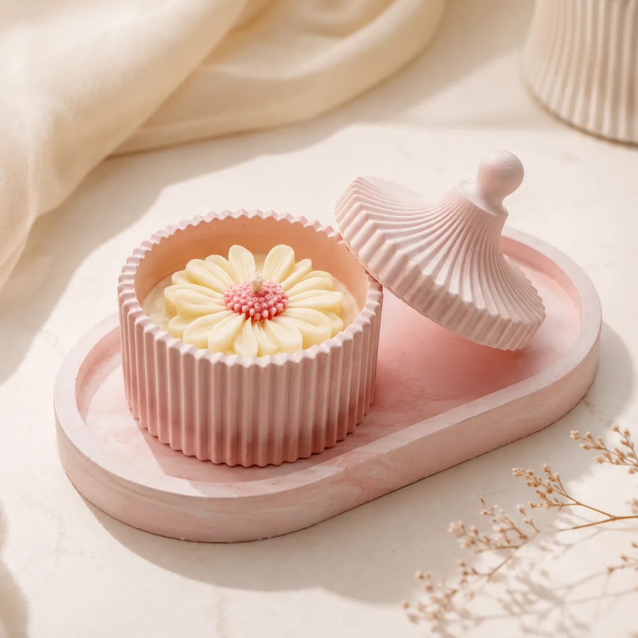 Handmade Pink Daisy Candle by TanuArtVibes Studio