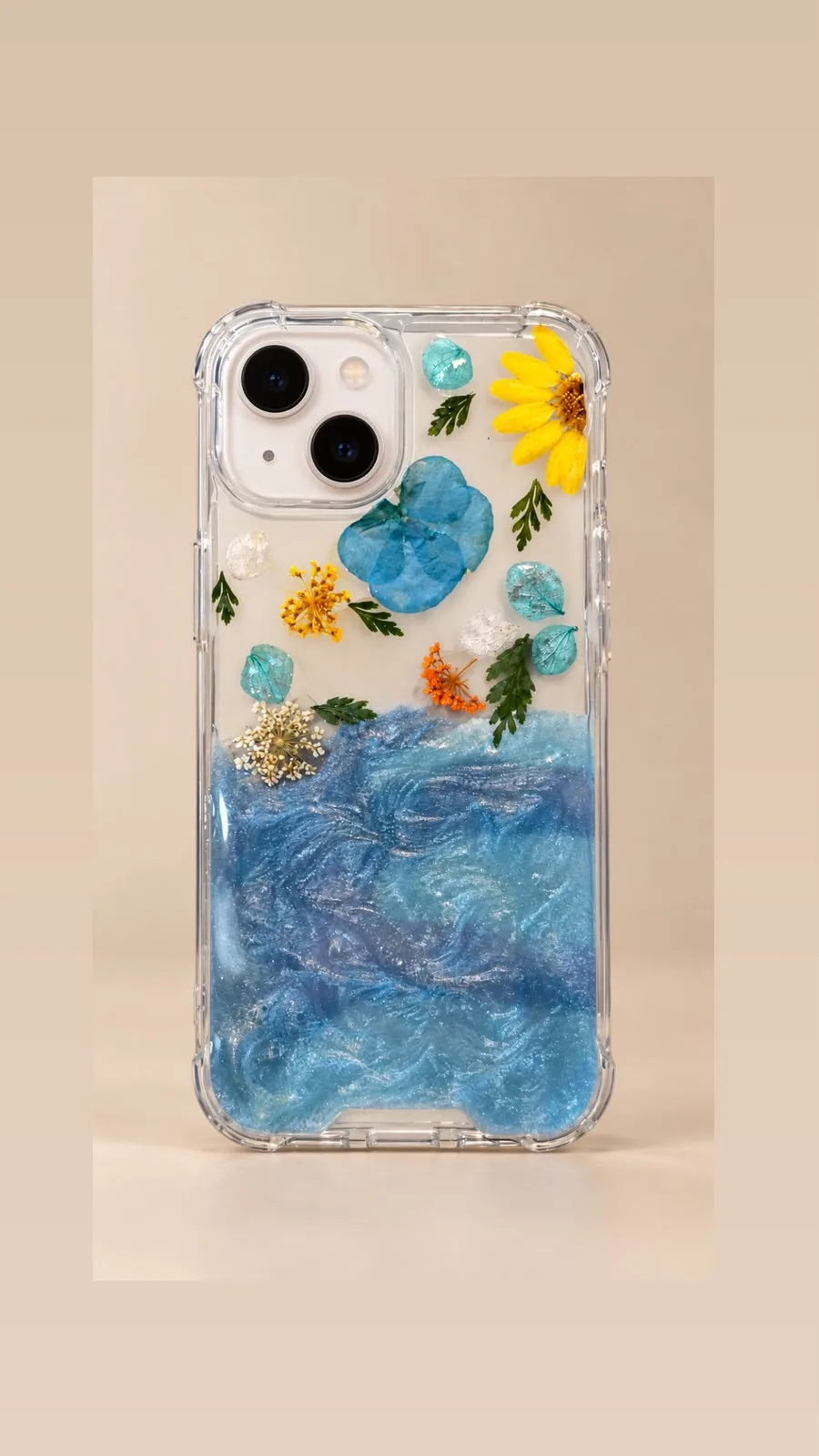Real Dry Flower Ocean Resin Phone Cover by tanusartvibesstudio